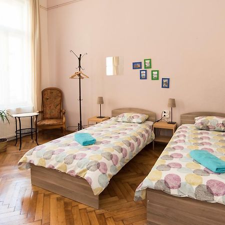 Downtown Oasis Hostel Budapest Kültér fotó