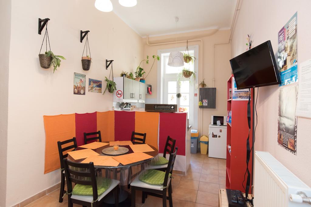 Downtown Oasis Hostel Budapest Kültér fotó