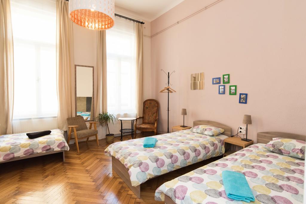 Downtown Oasis Hostel Budapest Kültér fotó