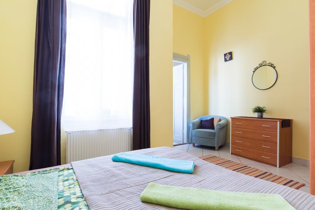Downtown Oasis Hostel Budapest Kültér fotó