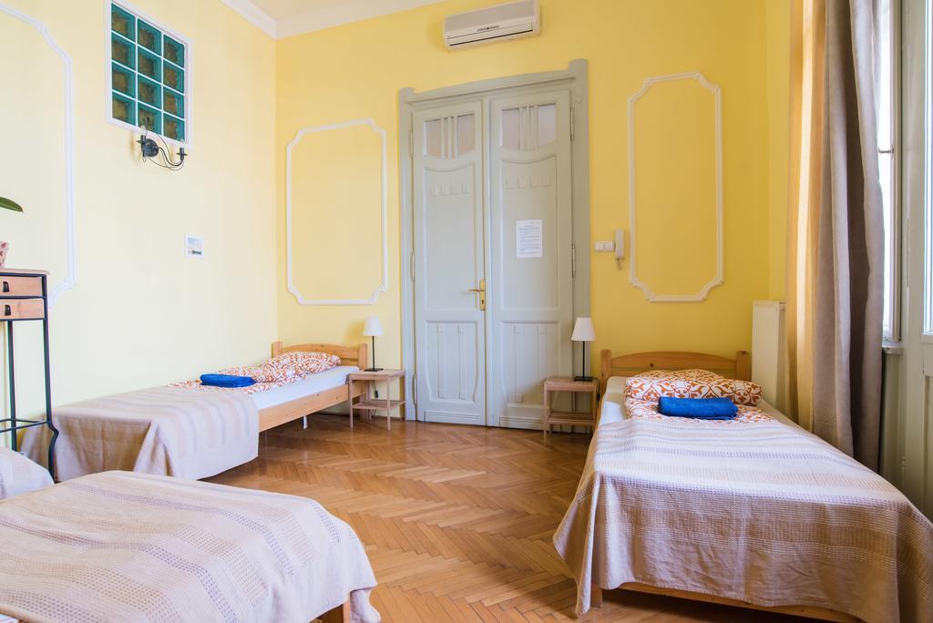 Downtown Oasis Hostel Budapest Kültér fotó