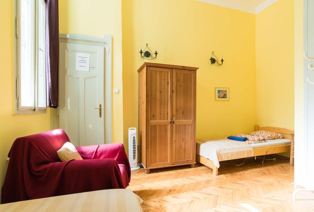 Downtown Oasis Hostel Budapest Kültér fotó