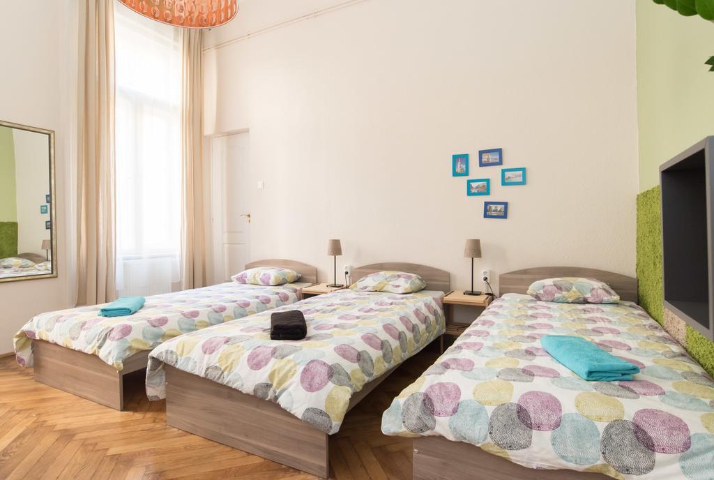 Downtown Oasis Hostel Budapest Kültér fotó