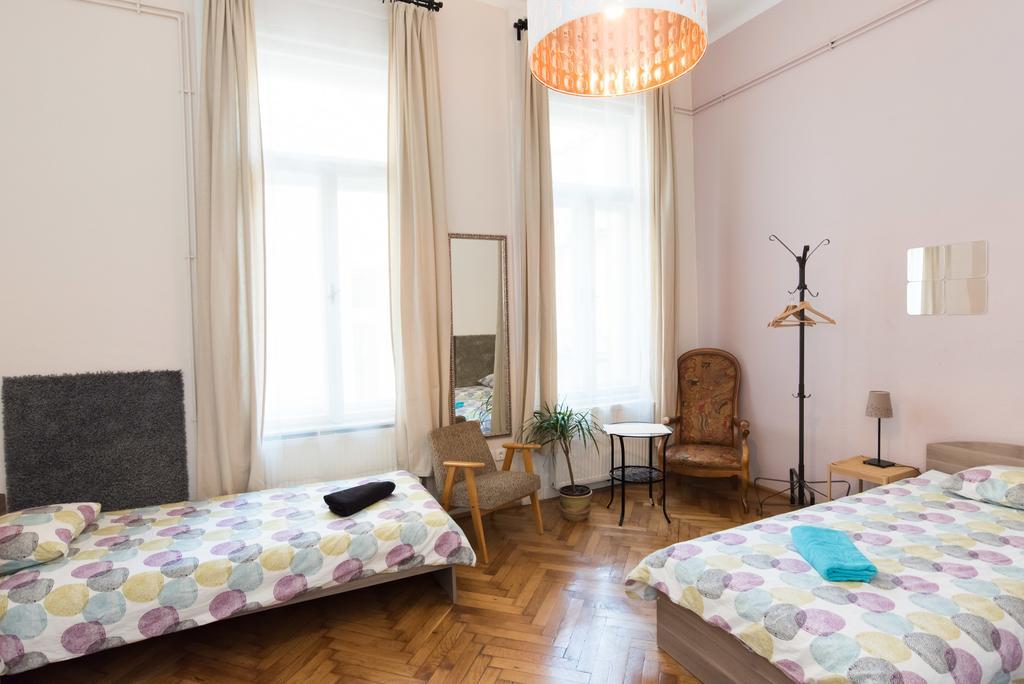 Downtown Oasis Hostel Budapest Kültér fotó